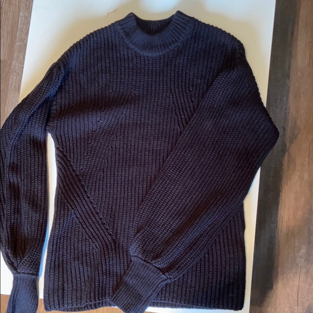 Jessica Simpson Sweater
